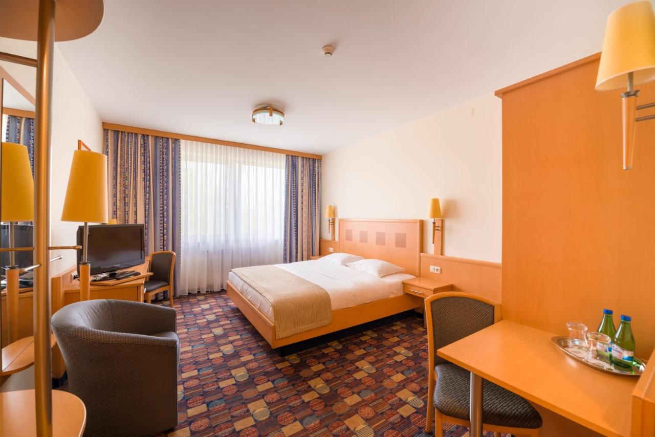 Hotel Partner Βαρσοβία Εξωτερικό φωτογραφία