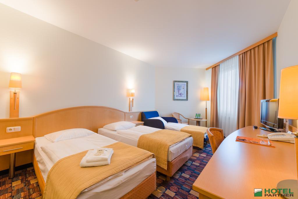 Hotel Partner Βαρσοβία Εξωτερικό φωτογραφία