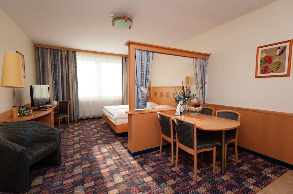 Hotel Partner Βαρσοβία Εξωτερικό φωτογραφία