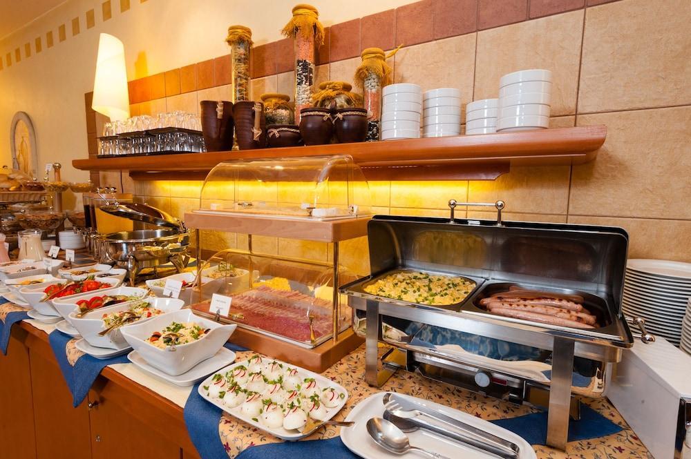 Hotel Partner Βαρσοβία Εξωτερικό φωτογραφία