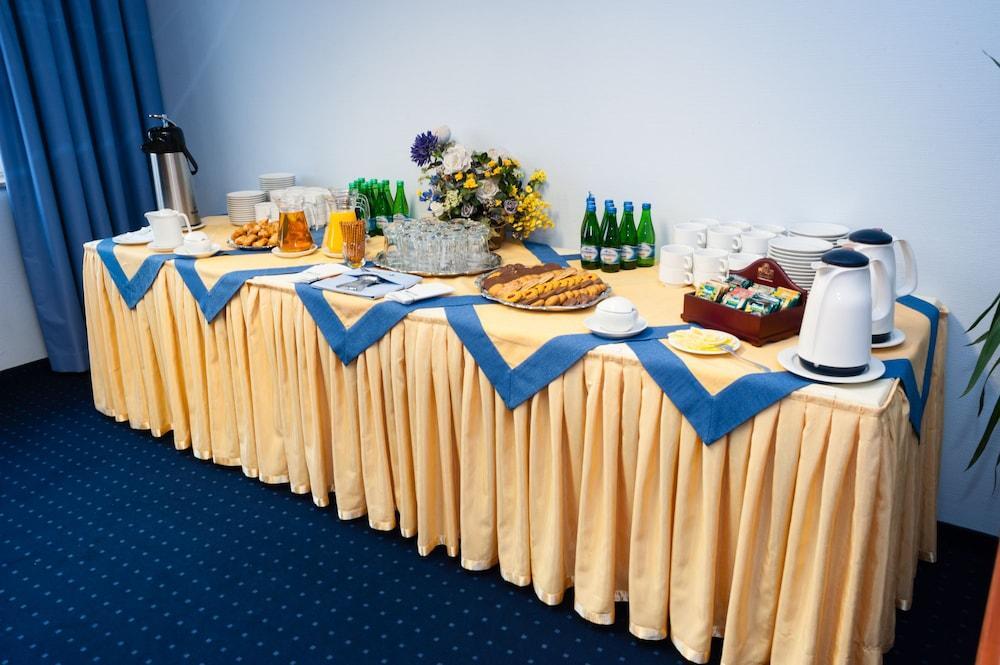 Hotel Partner Βαρσοβία Εξωτερικό φωτογραφία